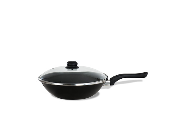Non-stick frying pan 